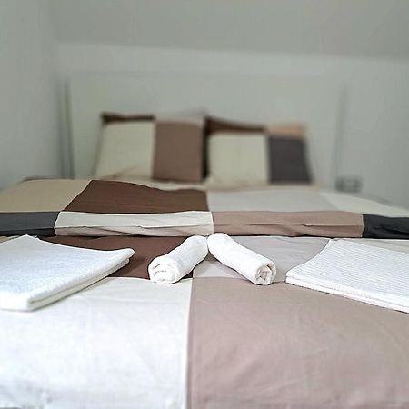 Mini Duplex Apartman Dusanovac Eksteriør bilde