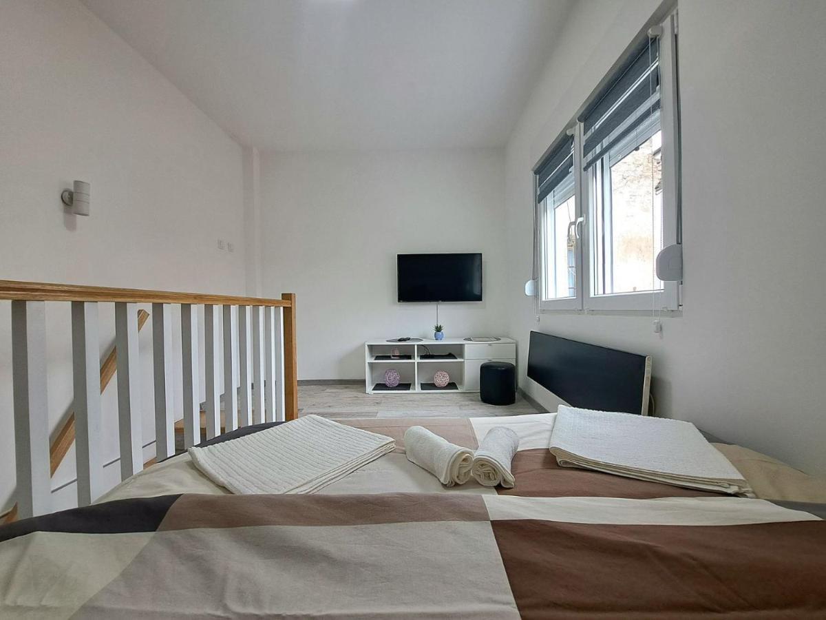 Mini Duplex Apartman Dusanovac Eksteriør bilde